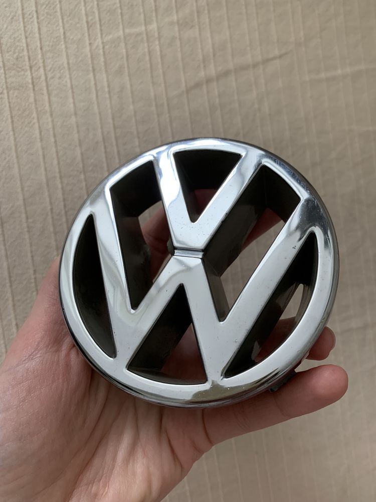 3AO853601 VAG Б/У значок емблема Volkswagen VW polo passat Golf T4