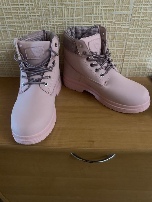 Женские ботинки…