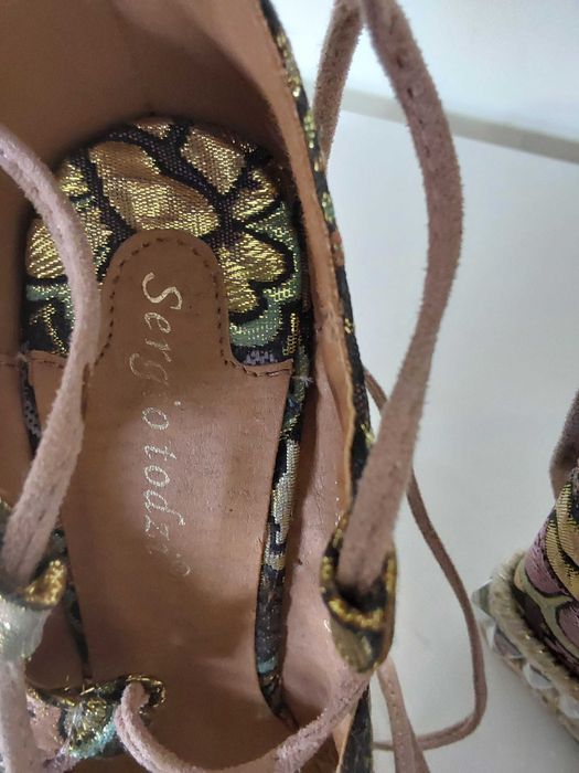 Sandalia nova para ano novo