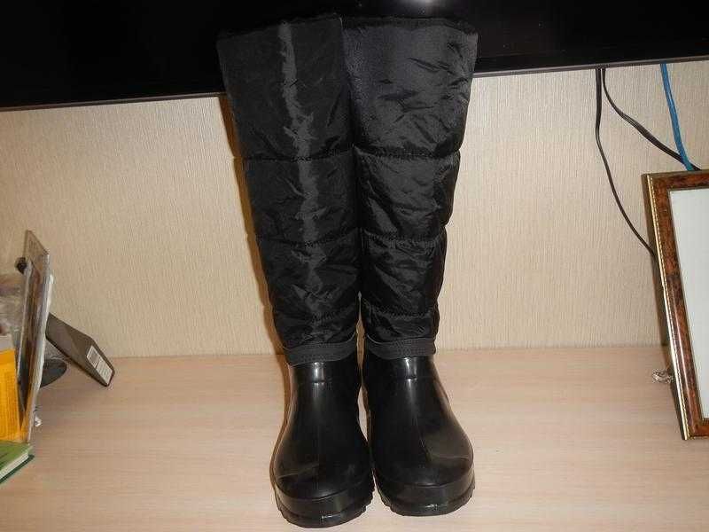 Гумові чоботи р. 40 ( 26см) утеплені
