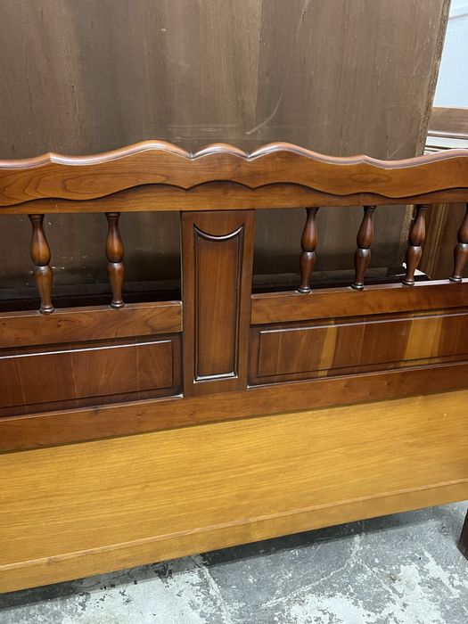 Stylowe drewniane łóżko/Raty