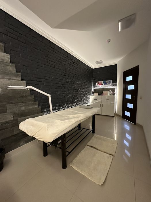 Продаж манікюрної студії