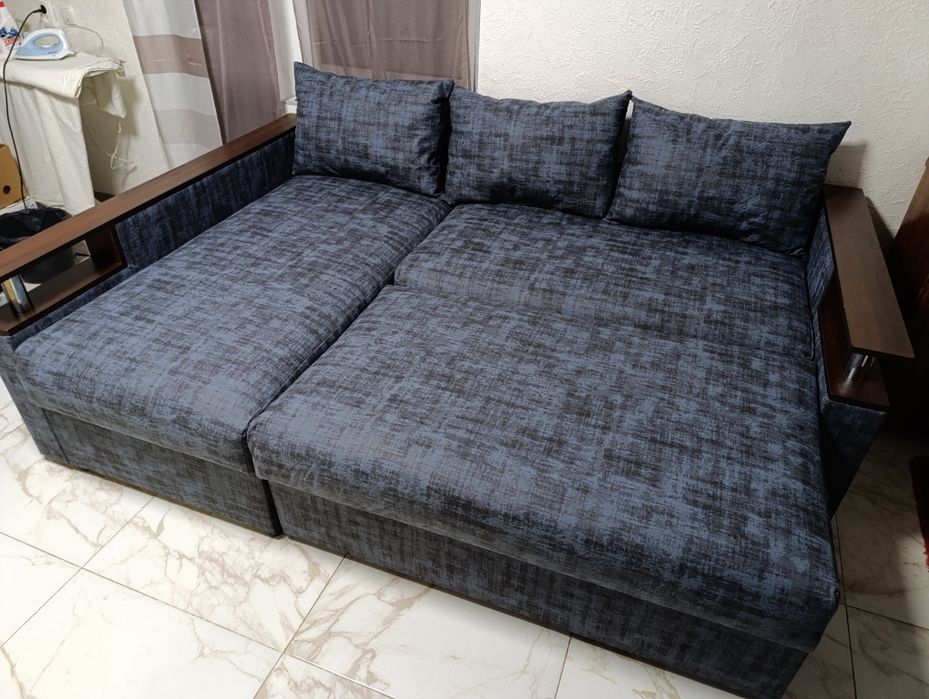 Продам угловой диван