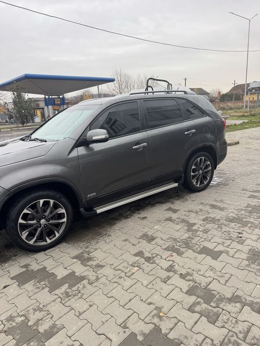 Продам власне авто кіа сорентов завдский фарбі.