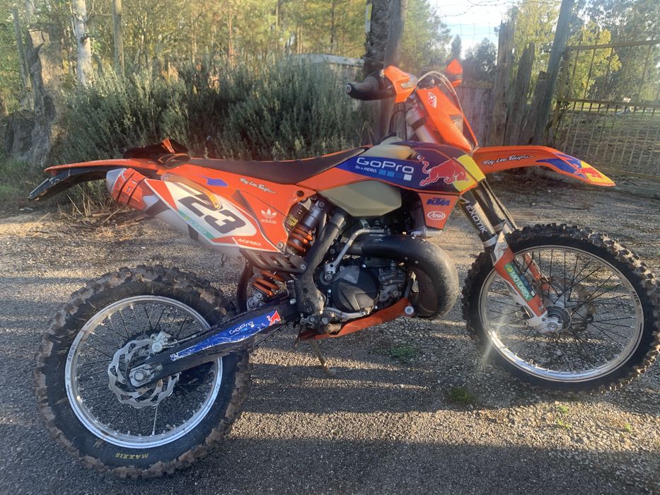 Vendo/troco ktm 250