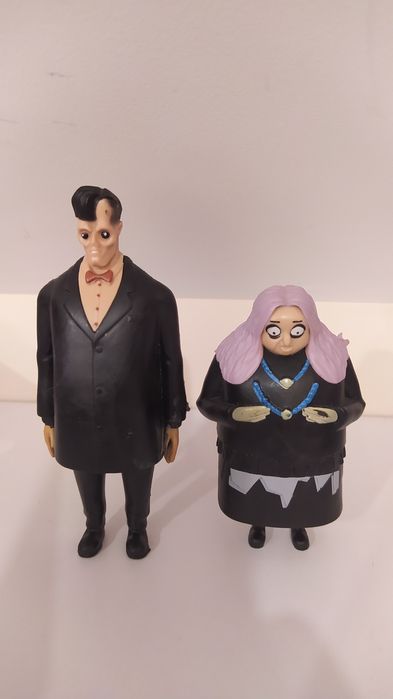 Персонажі з "Сімейки Адамсів