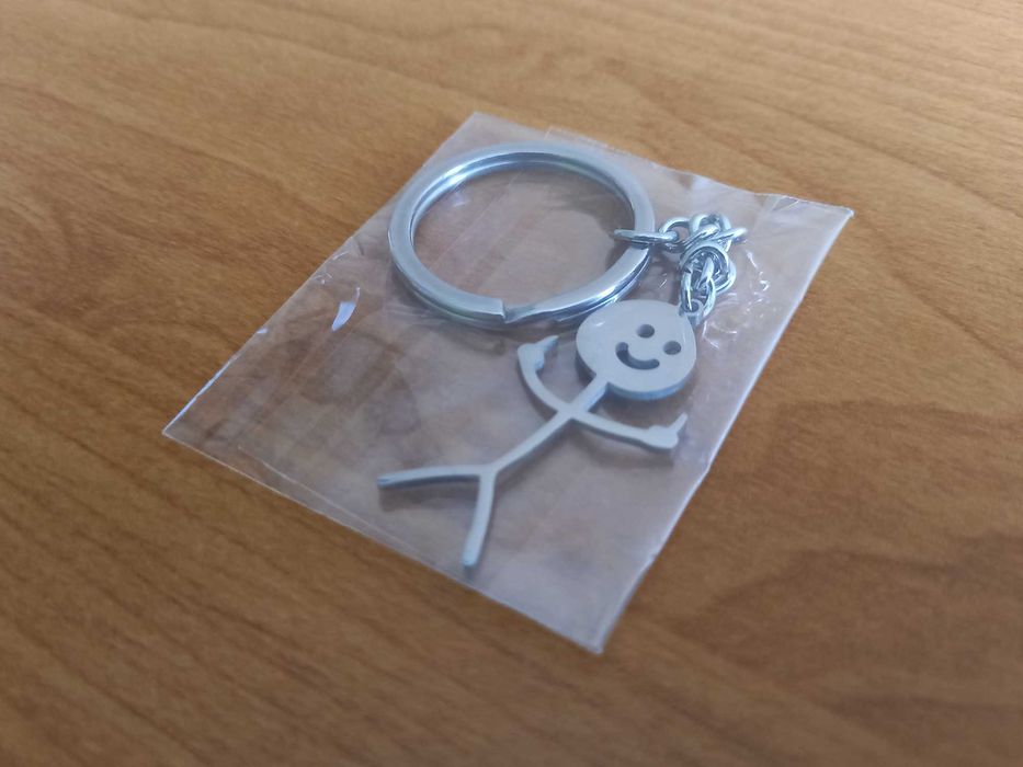 [NOWY] Brelok do kluczy - Ludzik pokazujący środkowy palec [Srebrny]