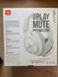 Bezprzewodowe słuchawki JBL Live 650BT NC  Biały