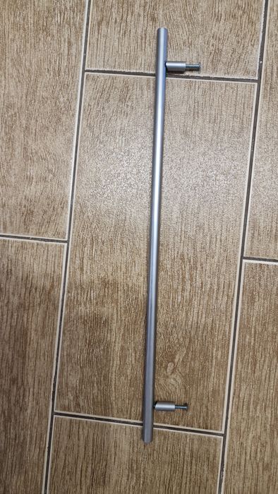 Okazja - uchwyty meblowe, reling, metal satyna