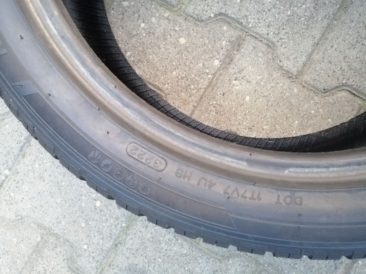 215/45ZR18 89Y Hankook Kinergy 4S2