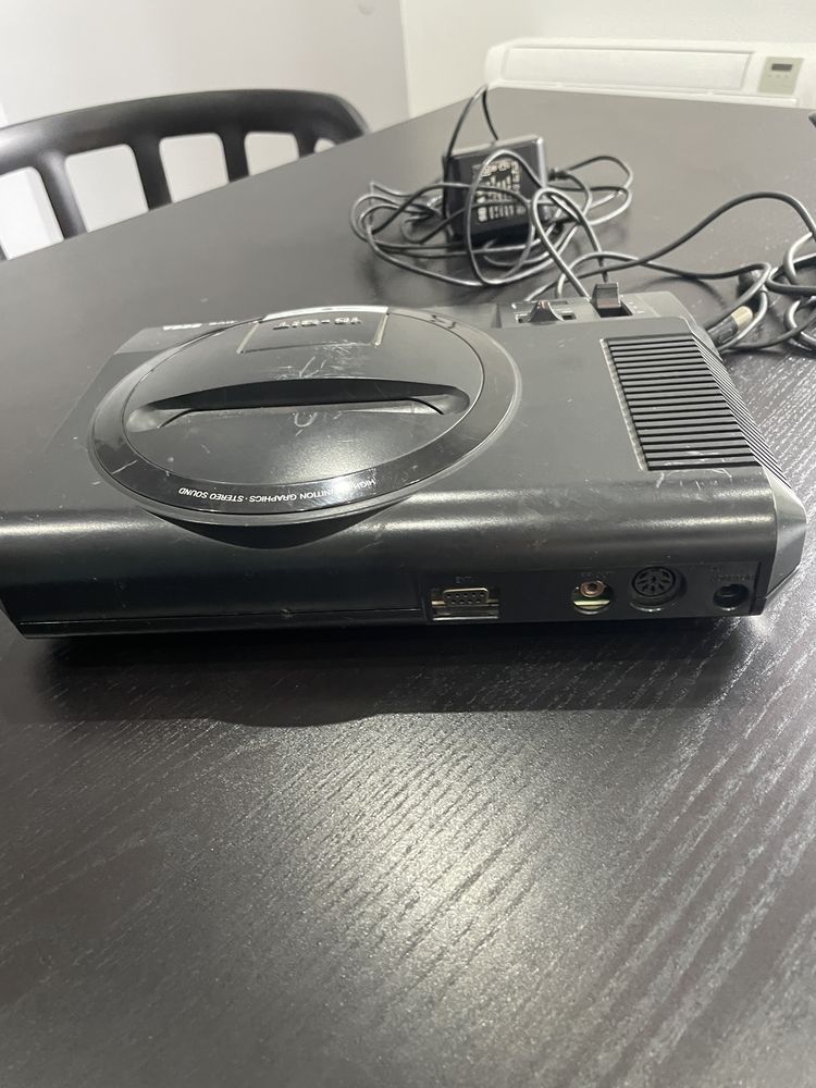 Mega drive com jogo