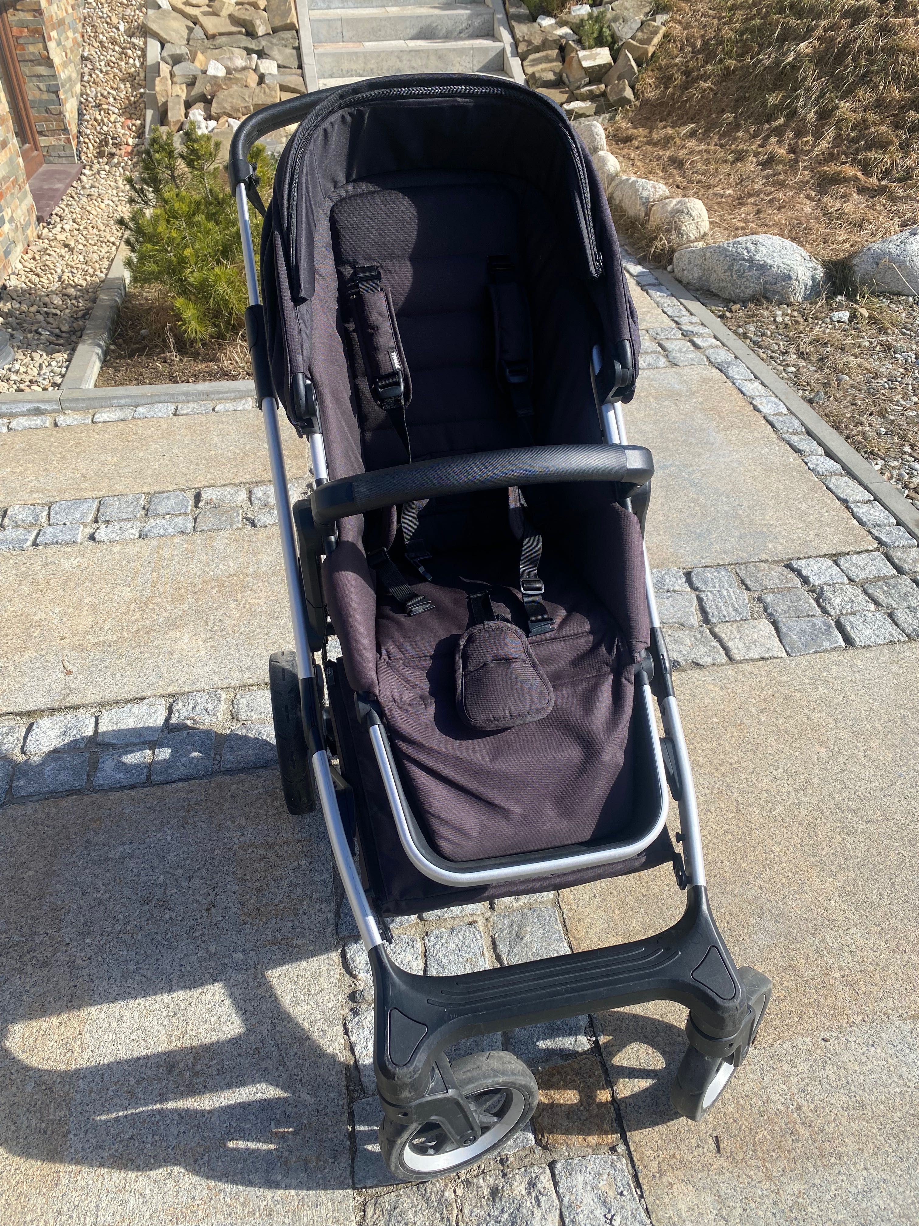 Wózek spacerowy Thule Sleek Aluminum/Midnight Black