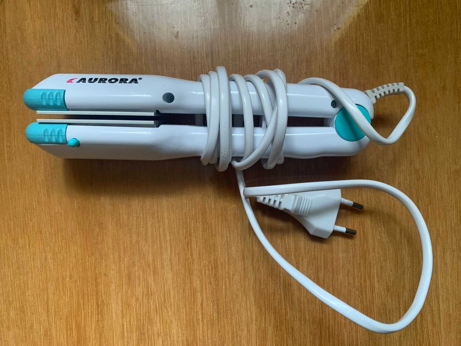 Випрямляч для волосся AURORA AU 202