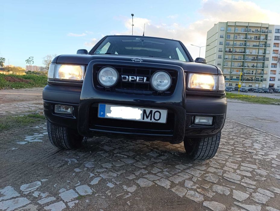 Opel Frontera 2.2 RS