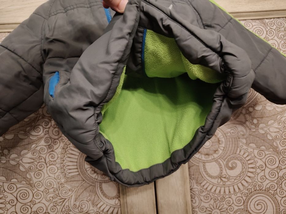 Зимова куртка 92р