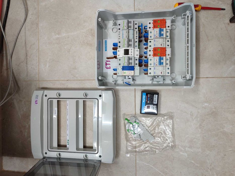 Готовий щиток захисту інвертора 1 фаза/ Deye 5-12 кВт AC+DC