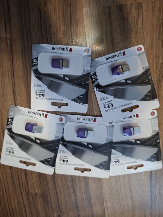 Флешка Kingston оригінальні