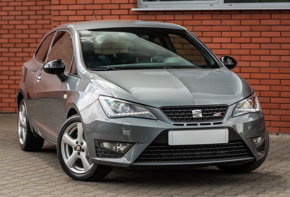 Seat Ibiza Seat Ibiza CUPRA 192PS 1.8T Navi Alcantara Xenon LED SERWIS