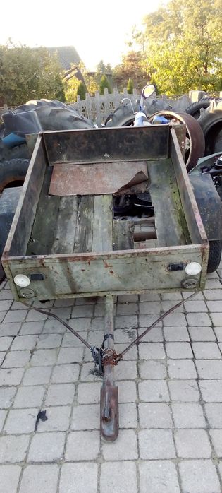 i Przyczepka samochodowa