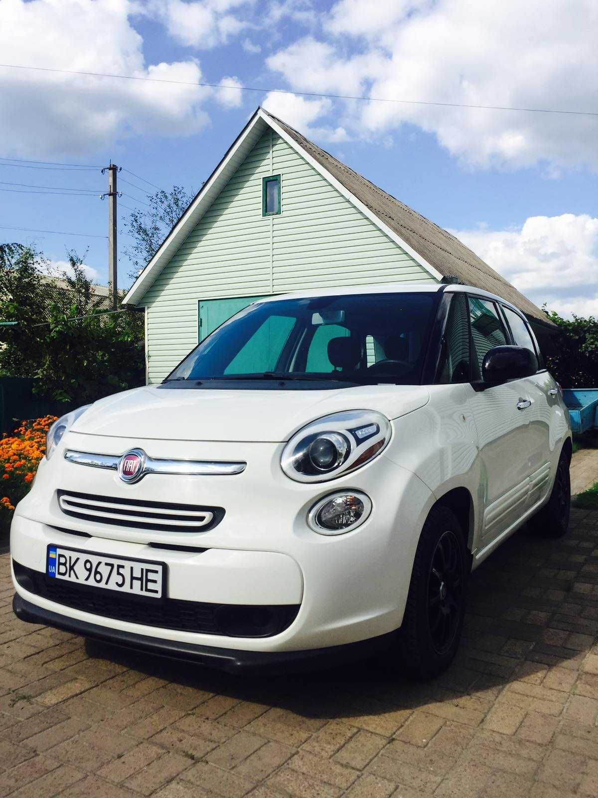 Fiat-500 L 2013 рік