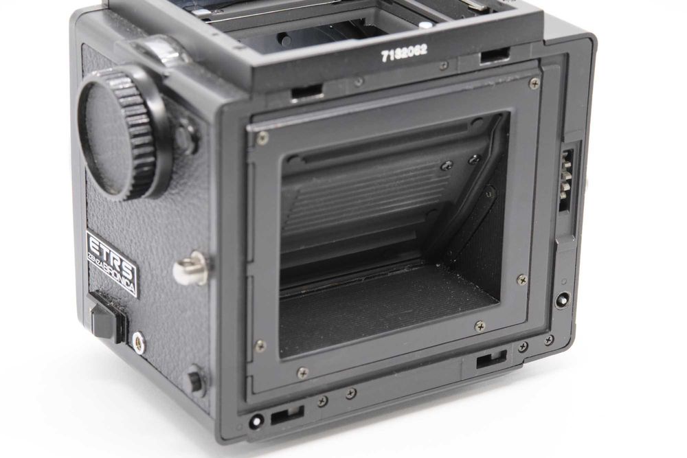 Zenza Bronica ETRS corpo