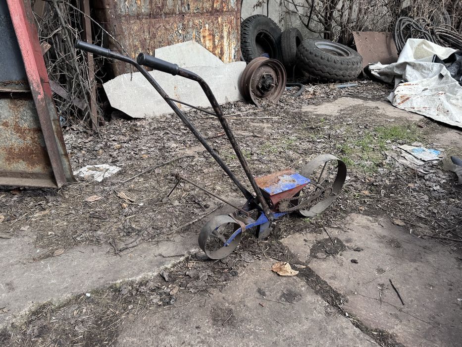 Продам сівалку ручну однорядну