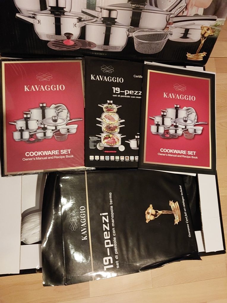Nowy komplet Kavaggio: garnki, pokrywki, inne elementy na gaz,indukcję