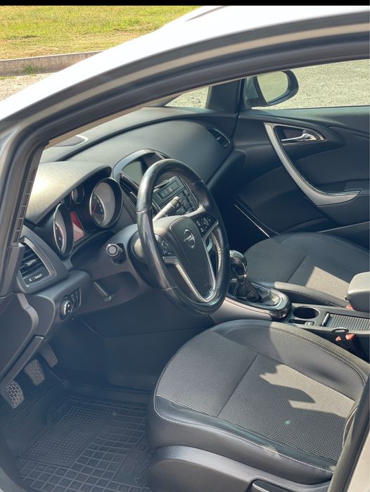 Опель Астра 1.7 дизель