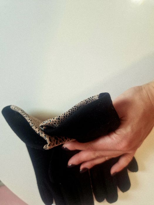 Rękawiczki weżowa skórka