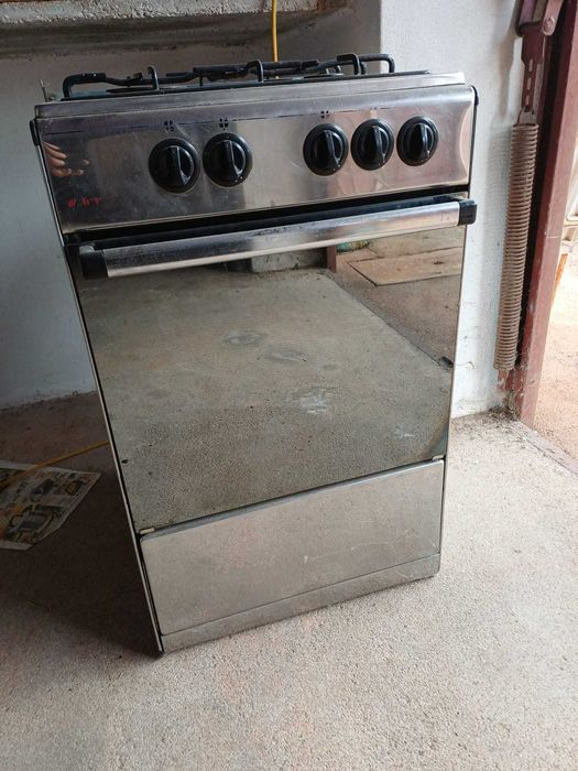 Fogão a gás com forno