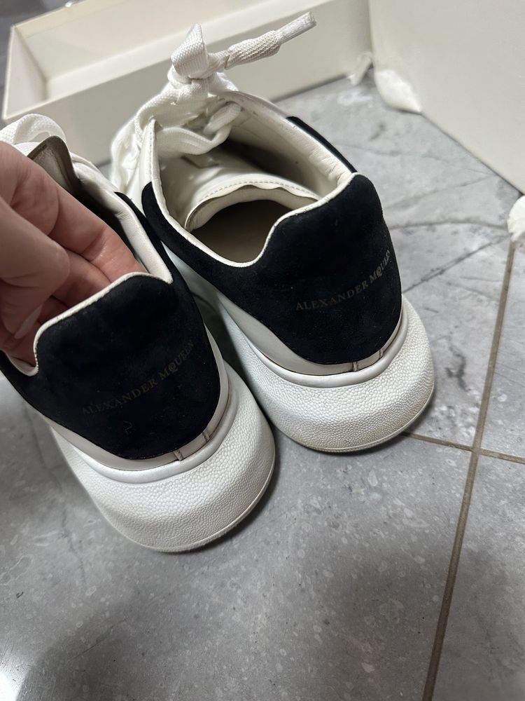 Alexander mc queen 39 sneakersy buty