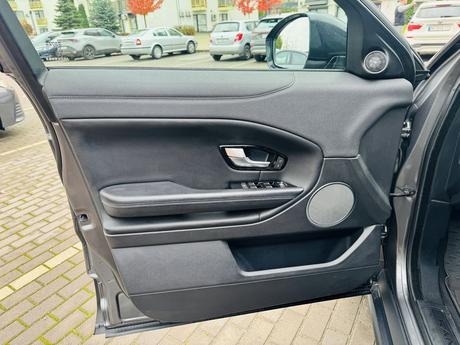 Продам Range Rover Evogue 2018 рік 2.0 D 4x4 в ідеальному стані!