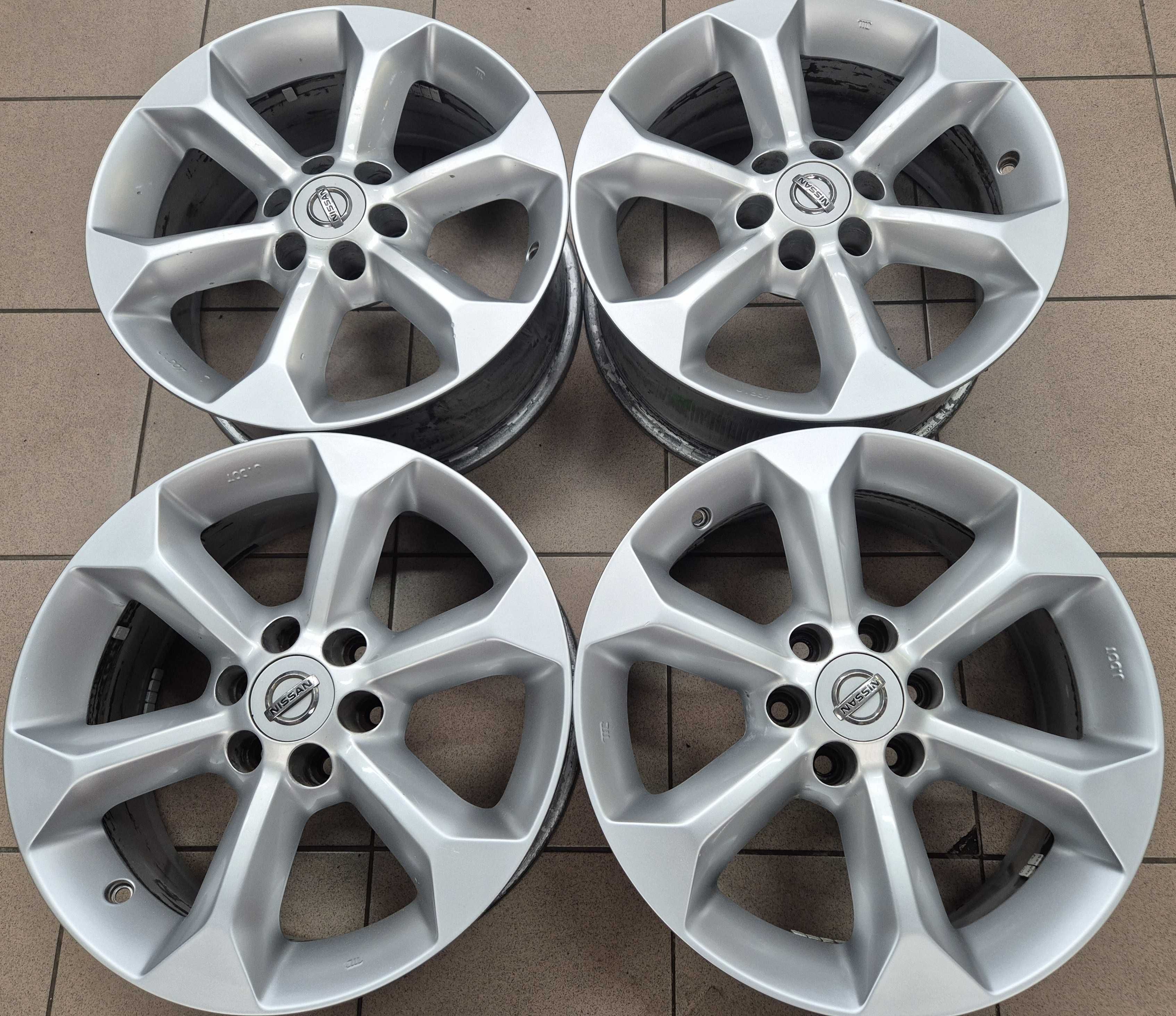 FELGI r17 (A(A37/25)008# NISSAN RANAULT Navara 6x114,3 7J 7x17 ET30