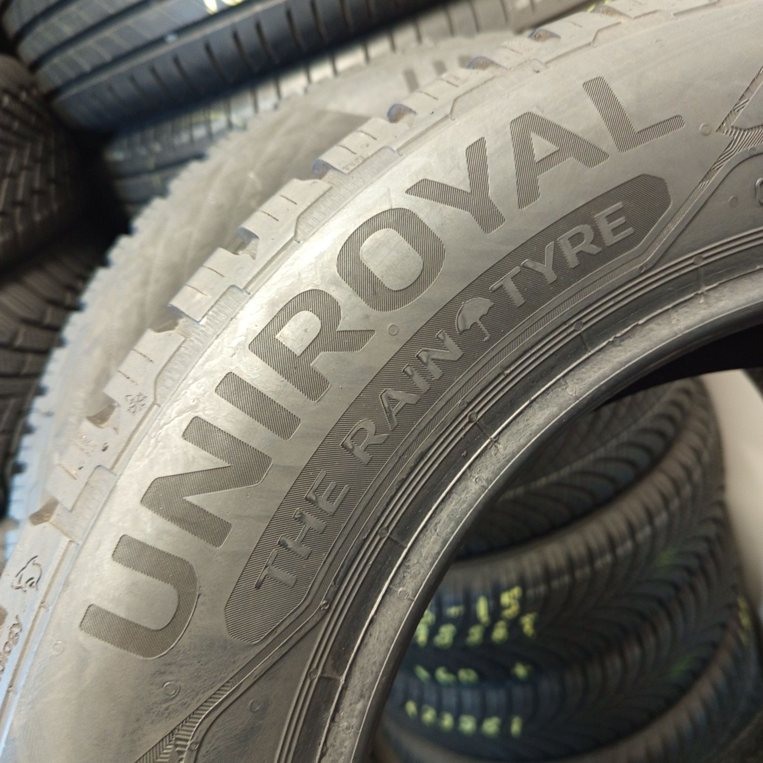 4x 185/65r15 Uniroyal AllSeasonExpert 2
