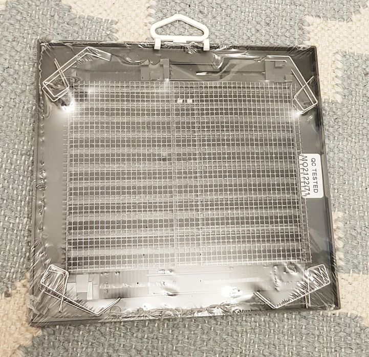 Kratka wentylacyjna z siatką osłona gradit