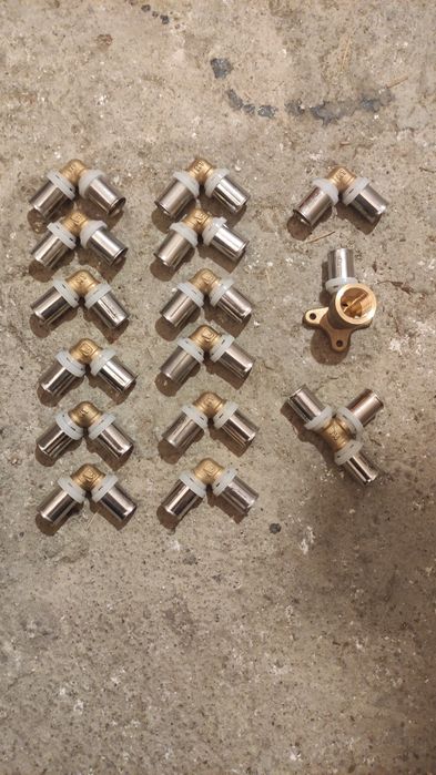 Kolanka mosiężne zaciskane 16x2 Alupex + gratisy