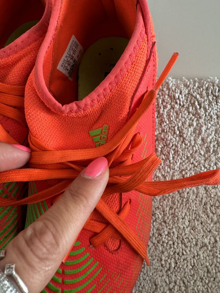 Chuteiras futebol Adidas Novas! Tamanho 36