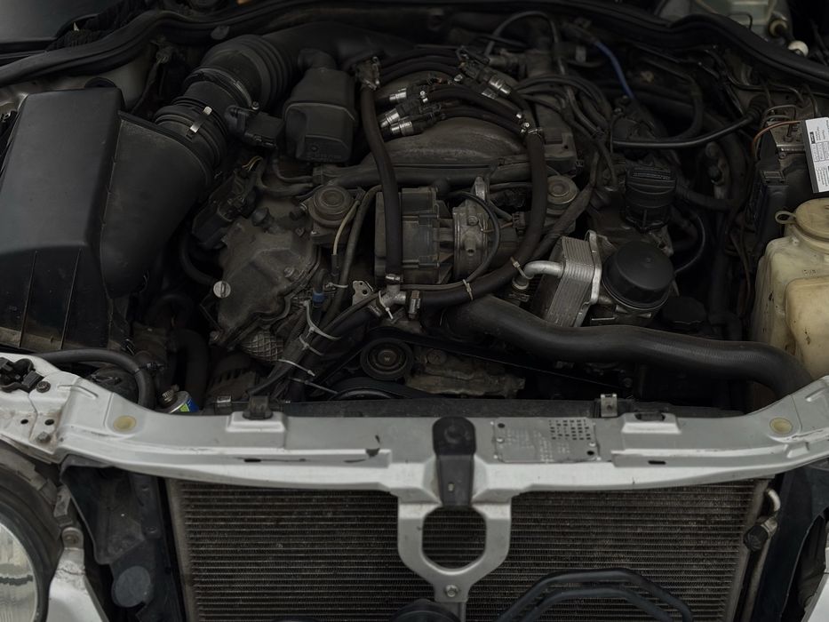 Mercedes-Benz W210 E320 4matic