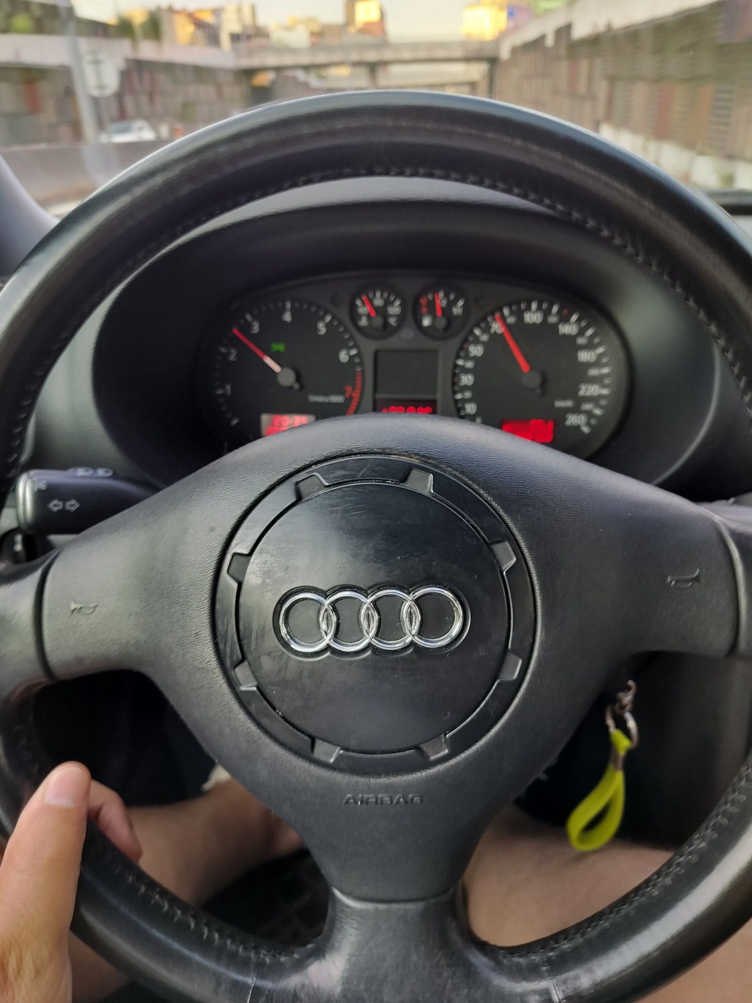Audi A3 1.6 gasolina