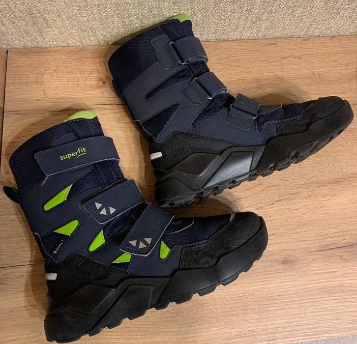 Ботинки зимние superfit на мальчика 33 размера