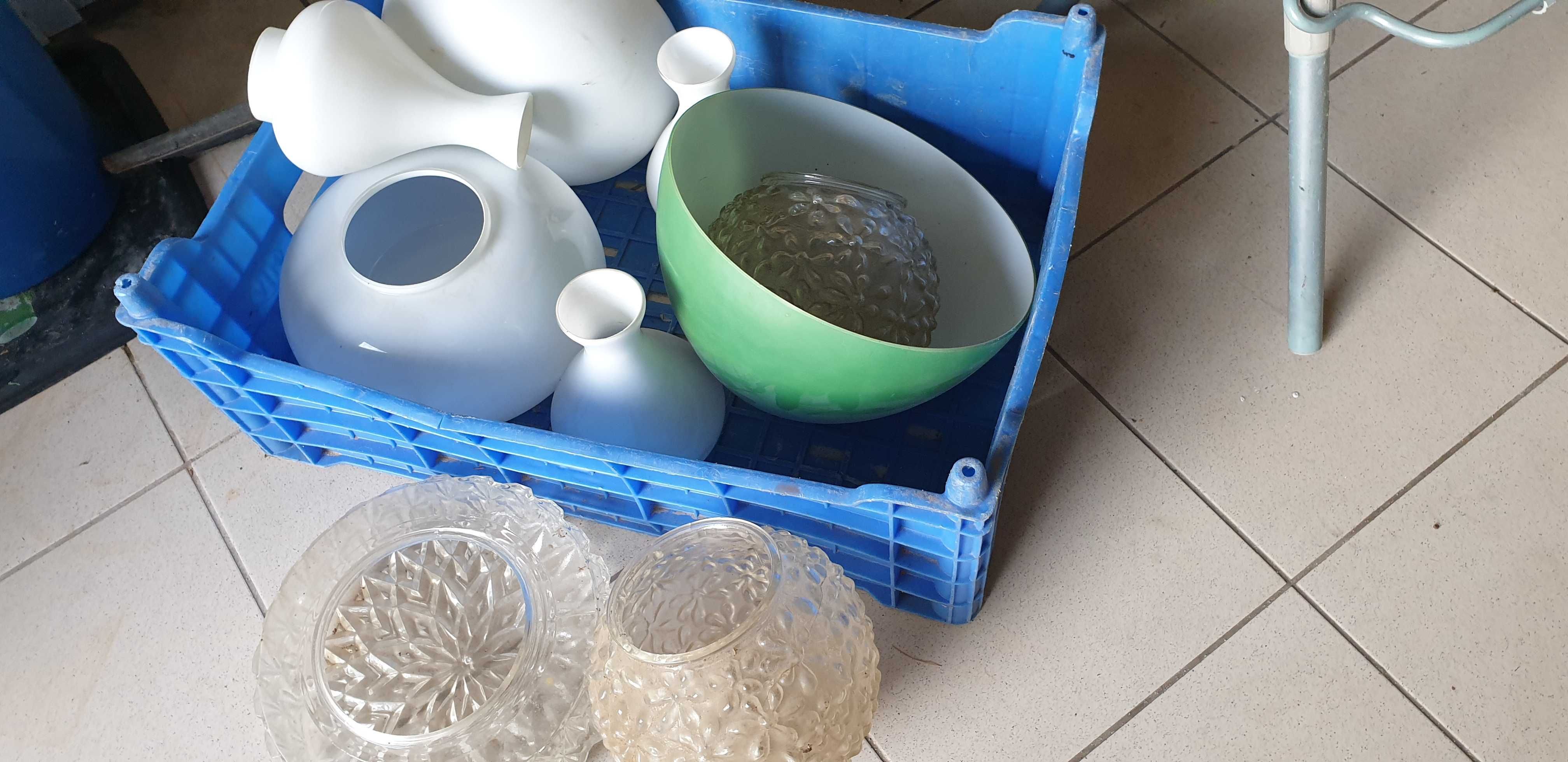 14 starych opraw  szklanych  oswietleniowych