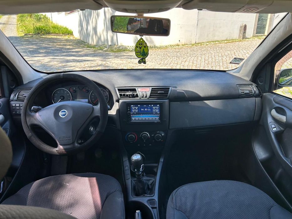 Vende-se Fiat Stilo 1.2 16V