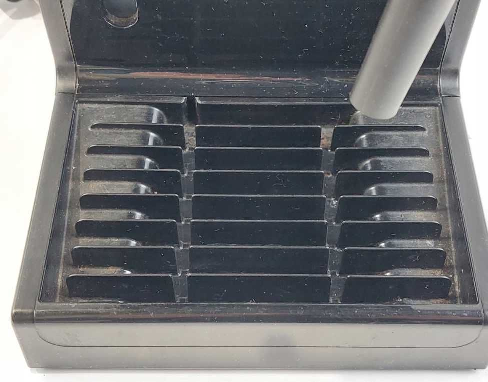 Kolbowy ekspres ciśnieniowy De'Longhi ECP 31.21 1100 W czarny