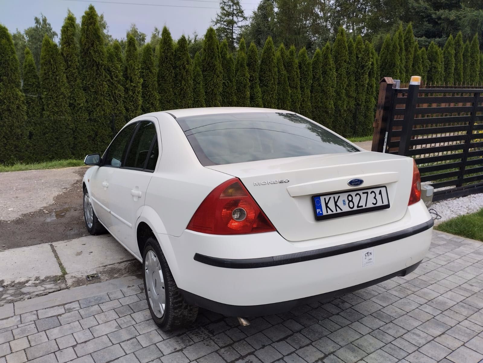 Super STAN Mondeo  TREND 1,8 benz  Austria Serwis  KLIMA  bez  RDZY