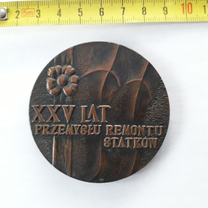 Medal okolicznościowy "XXV lat Przemysłu Remontu Statków"