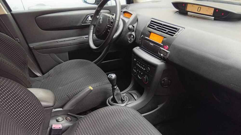 Citroen C4 1.4 VTR 2007 Gasolina apenas 170 mil kms