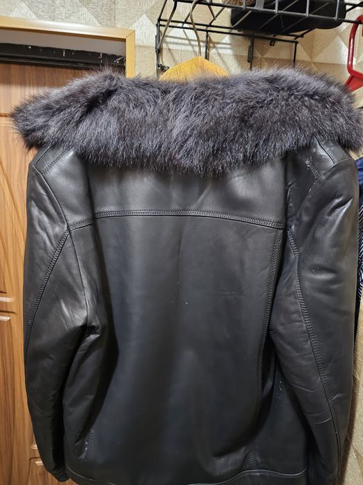 Продам мужскую дубленку