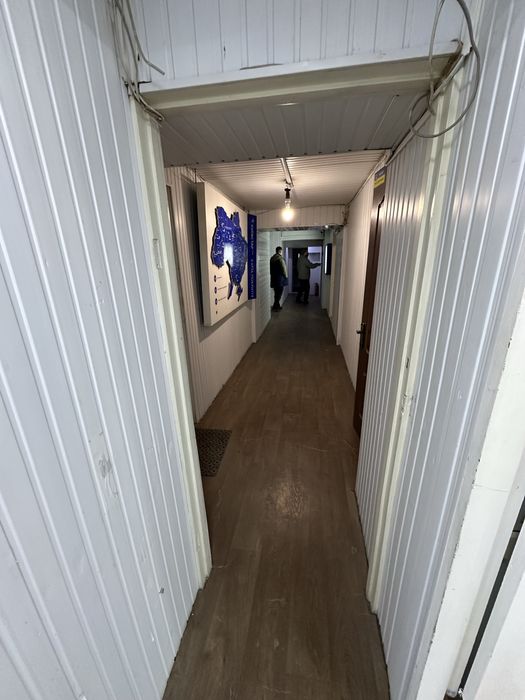 Оренда офісу 220 м² — 7 кабінетів, цоколь, вул. Незалежної України, 51
