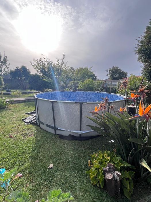 Piscina Bestway Tubular (4,57x1,22m)