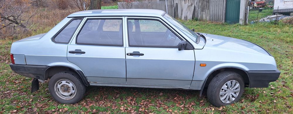 Продам ваз 21099